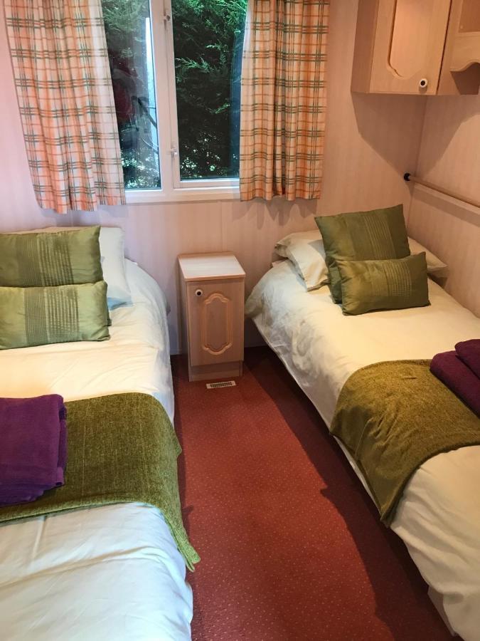 The Fox Inn, Roxby, Static Caravan 외부 사진